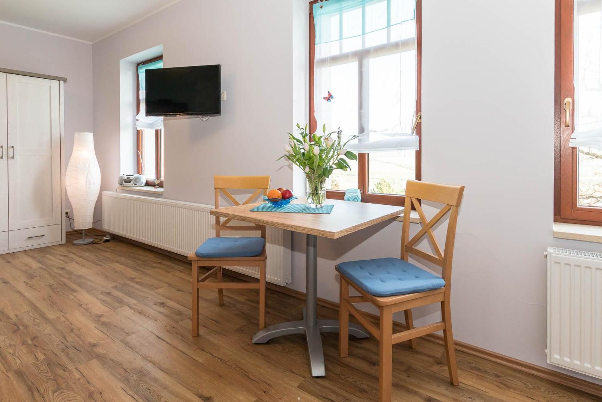 Weingut Pawis Appartements Freyburg Room photo