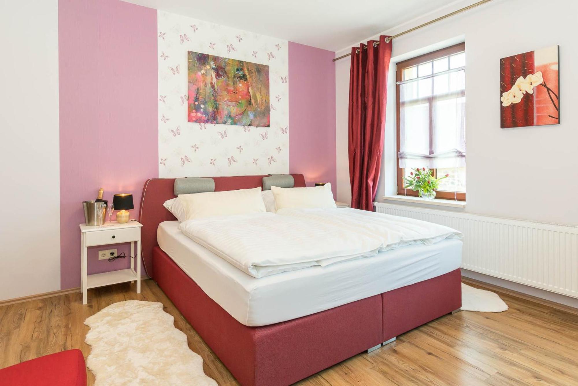 Weingut Pawis Appartements Freyburg Room photo