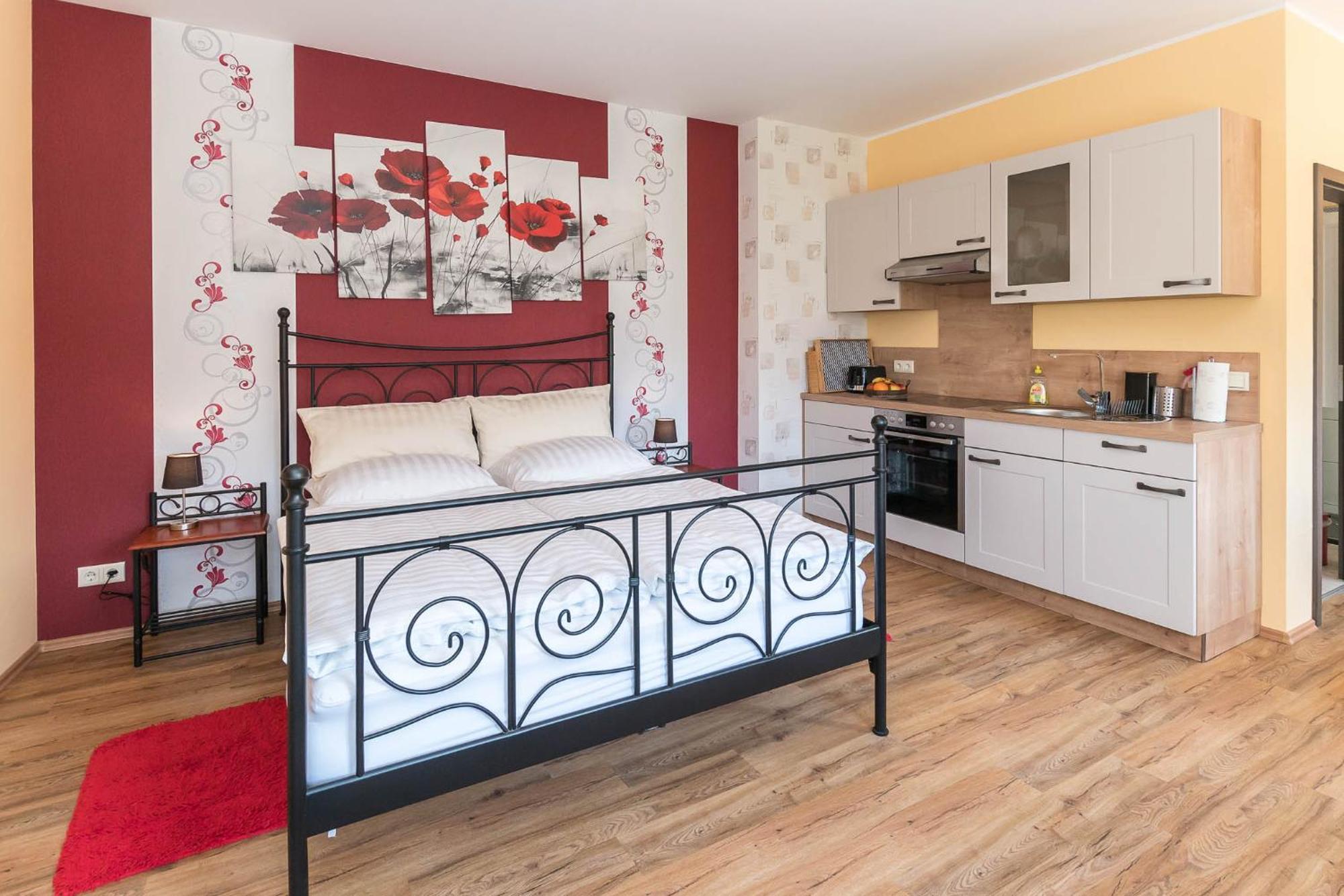 Weingut Pawis Appartements Freyburg Room photo